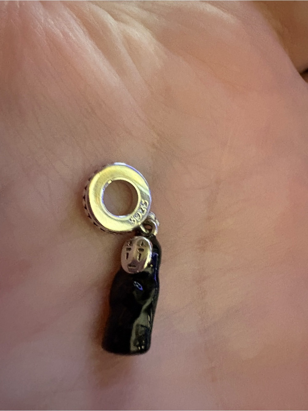 “No face” spirited away charm